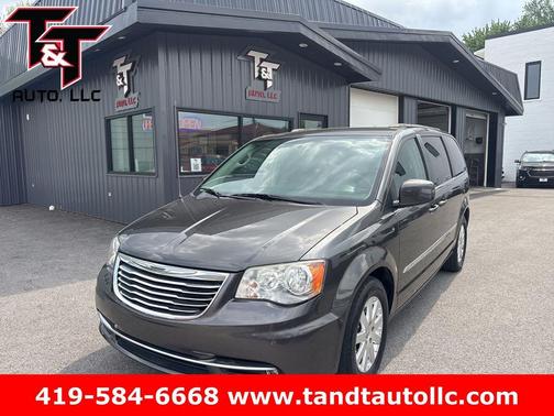Granite Crystal Metallic Clearcoat 2015 Chrysler Town & Country Touring
