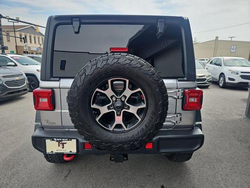 Billet Silver Metallic Clearcoat 2018 Jeep Wrangler Unlimited Rubicon