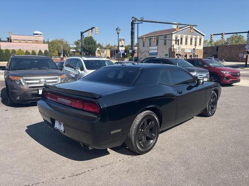 2011 Dodge Challenger Base