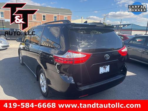 2018 Toyota Sienna SE