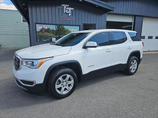 Summit White 2017 GMC Acadia SLE-1