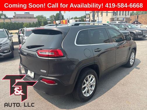 Granite Crystal Metallic Clearcoat 2016 Jeep Cherokee Latitude
