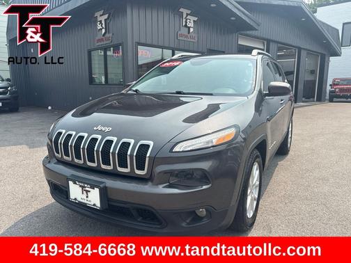 Granite Crystal Metallic Clearcoat 2016 Jeep Cherokee Latitude