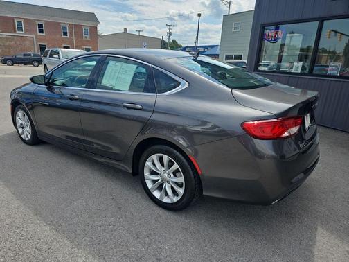 Granite Crystal Metallic Clearcoat 2015 Chrysler 200 C