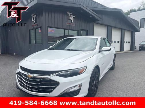 Summit White 2022 Chevrolet Malibu LT