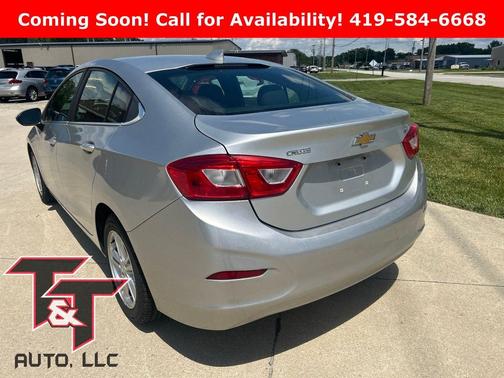 Silver Ice Metallic 2016 Chevrolet Cruze LT Auto