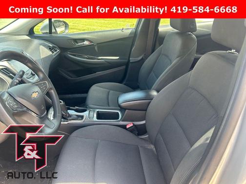 Silver Ice Metallic 2016 Chevrolet Cruze LT Auto