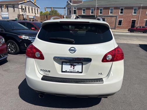 2012 Nissan Rogue S