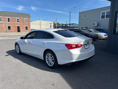 2016 Chevrolet Malibu 1LT