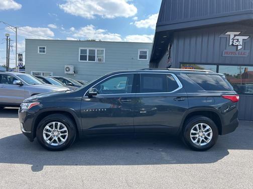 2020 Chevrolet Traverse LT Cloth