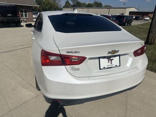 2016 Chevrolet Malibu 1LT