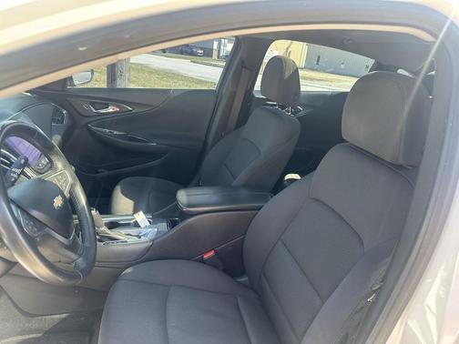 2016 Chevrolet Malibu 1LT