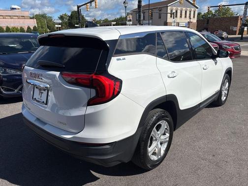 2020 GMC Terrain SLE