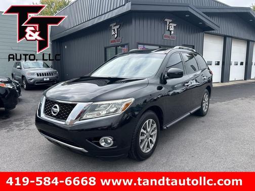 2016 Nissan Pathfinder SV
