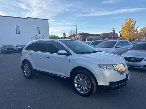 2014 Lincoln MKX Base