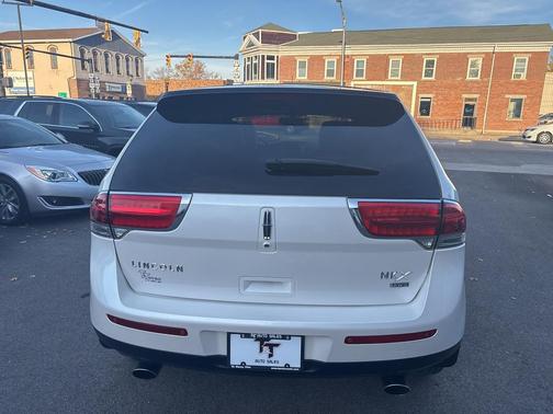 2014 Lincoln MKX Base