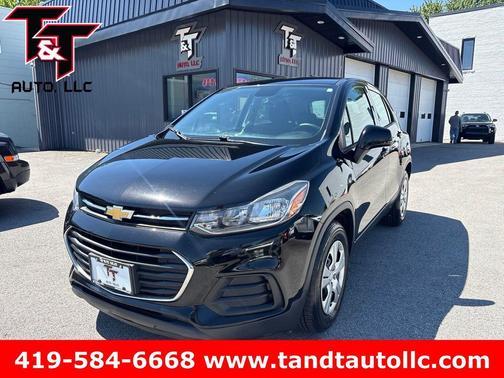 Mosaic Black Metallic 2018 Chevrolet Trax LS