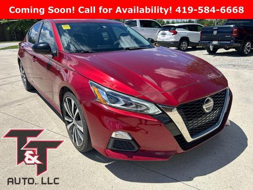 Scarlet Ember Tintcoat 2019 Nissan Altima 2.5 SR