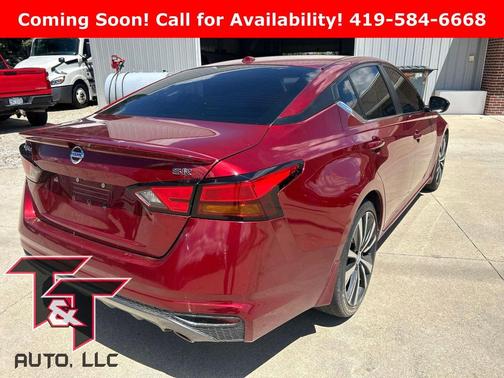 Scarlet Ember Tintcoat 2019 Nissan Altima 2.5 SR
