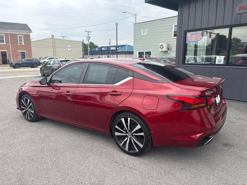 Scarlet Ember Tintcoat 2019 Nissan Altima 2.5 SR