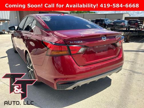 Scarlet Ember Tintcoat 2019 Nissan Altima 2.5 SR