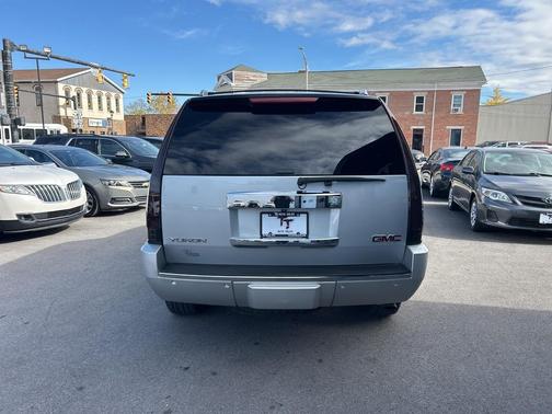 2013 GMC Yukon Denali