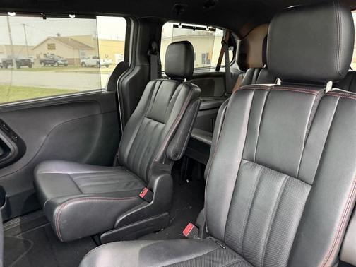 2015 Dodge Grand Caravan R/T