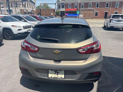 Pepperdust Metallic 2018 Chevrolet Cruze LT