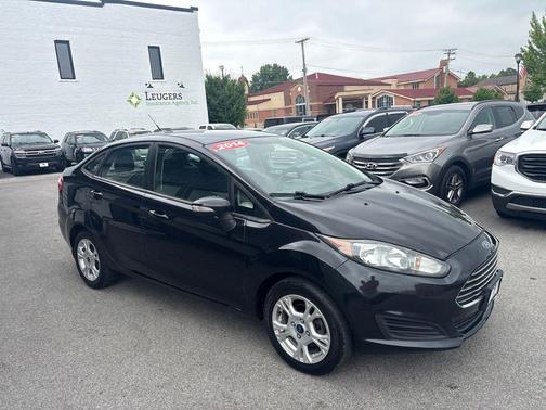 Tuxedo Black Metallic 2014 Ford Fiesta SE