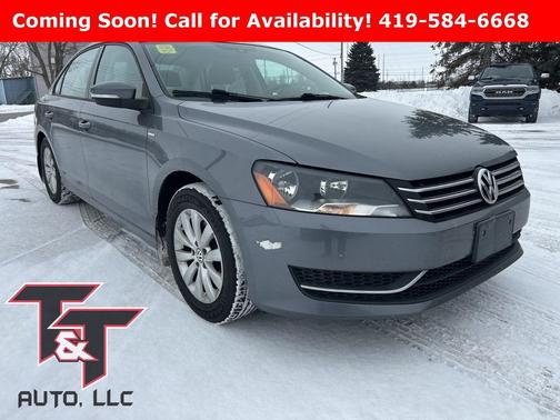 Platinum Gray Metallic 2015 Volkswagen Passat 1.8T S Sedan