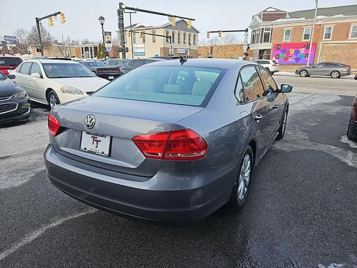 2015 Volkswagen Passat 1.8T S