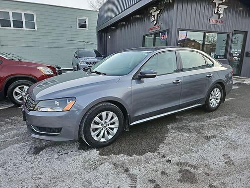 2015 Volkswagen Passat 1.8T S