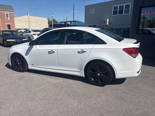 Summit White 2015 Chevrolet Cruze LTZ