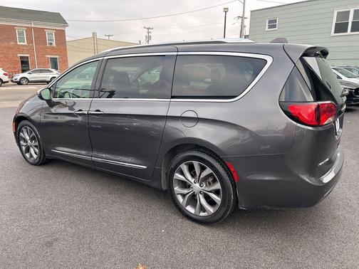 2019 Chrysler Pacifica Limited