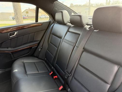 2013 Mercedes-Benz E-Class 4MATIC