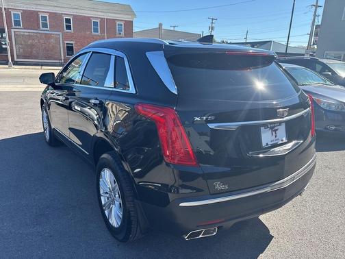 2017 Cadillac XT5 Base
