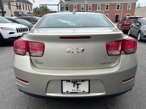 Champagne Silver Metallic 2013 Chevrolet Malibu 1LT