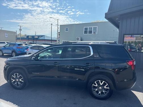 2021 GMC Acadia SLE