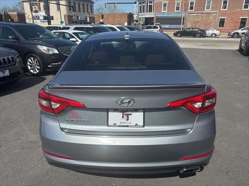 2016 Hyundai SONATA SE