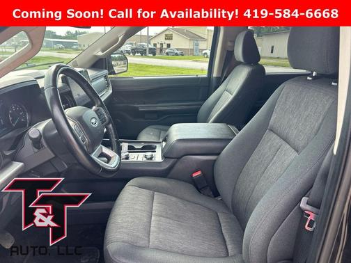 Black 2022 Ford Expedition Max XLT