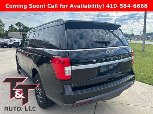 Black 2022 Ford Expedition Max XLT