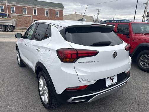Summit White 2020 Buick Encore GX Preferred