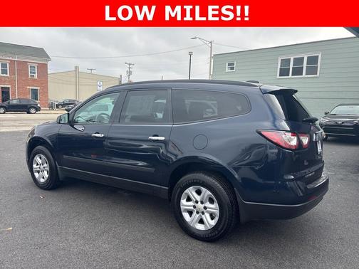 2017 Chevrolet Traverse LS