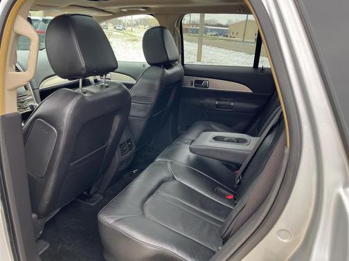 2014 Lincoln MKX Base