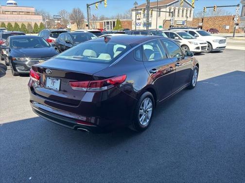 2016 Kia Optima LX