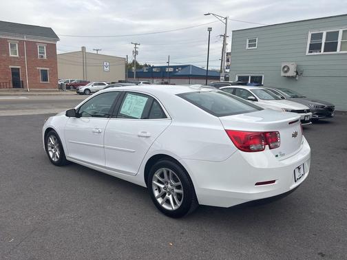 2015 Chevrolet Malibu 1LT