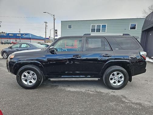 2019 Toyota 4Runner SR5