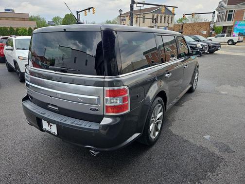 Magnetic 2019 Ford Flex Limited