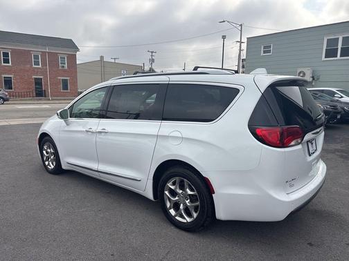 2018 Chrysler Pacifica Limited