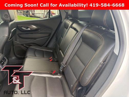 Summit White 2021 GMC Terrain SLT